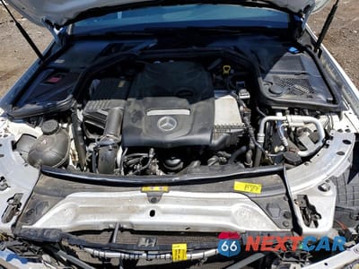 Zdjęcie 11 z 13 samochodu: 2015 MERCEDES-BENZ C 300 4MATIC VIN:55SWF4KB9FU074671 - miniatura