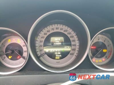 Zdjęcie 9 z 13 samochodu: 2013 MERCEDES-BENZ C 300 4MATIC VIN:WDDGF8AB5DR243239 - miniatura