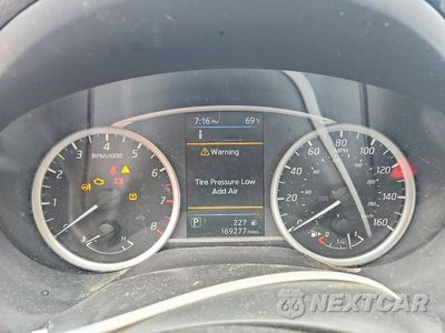 Zdjęcie 9 z 12 samochodu: 2019 NISSAN SENTRA SV VIN:3N1AB7AP7KY370084 - miniatura