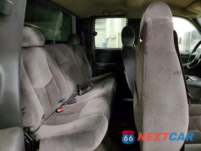 Zdjęcie 10 z 12 samochodu: 2005 GMC NEW SIERRA K1500 VIN:1GTEK19B45E169684 - miniatura