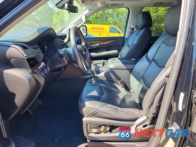 Zdjęcie 7 z 13 samochodu: 2017 CADILLAC ESCALADE PREMIUM LUXURY VIN:1GYS4CKJ0HR278340 - miniatura