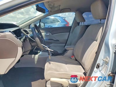 Zdjęcie 7 z 11 samochodu: 2012 HONDA CIVIC LX VIN:2HGFB2F5XCH555848 - miniatura