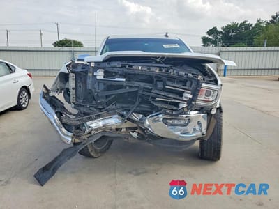 Piąte zdjęcie samochodu w środku: 2018 GMC SIERRA K1500 SLT VIN:3GTU2NEC8JG273101 - miniatura