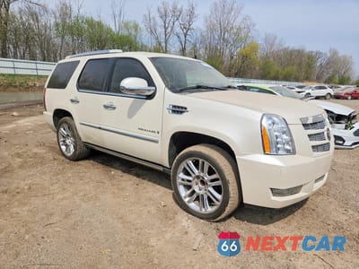Czwarte zdjęcie samochodu z boku: 2013 CADILLAC ESCALADE PLATINUM VIN:1GYS3DEF2DR368471 - miniatura