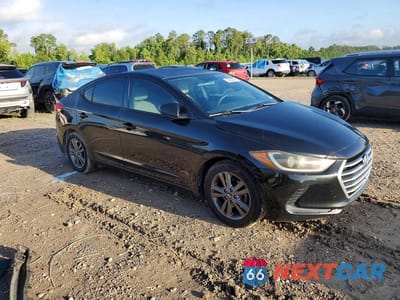 Czwarte zdjęcie samochodu z boku: 2017 HYUNDAI ELANTRA SE VIN:5NPD84LF4HH053803 - miniatura