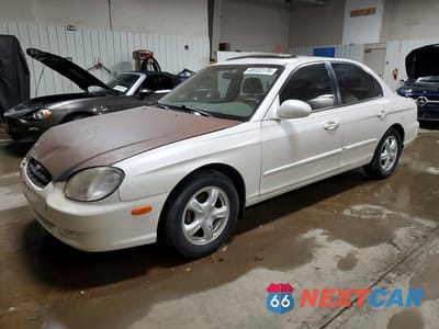 2000 HYUNDAI SONATA GL KMHWF25S6YA175692 - główne zdjęcie licytacji z USA - miniatura