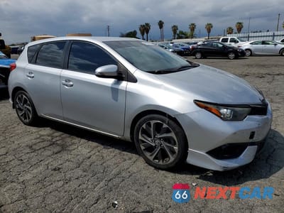 Czwarte zdjęcie samochodu z boku: 2017 TOYOTA COROLLA IM BASE VIN:JTNKARJE7HJ524932 - miniatura