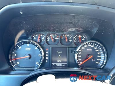 Zdjęcie 8 z 10 samochodu: 2018 CHEVROLET SILVERADO C1500 VIN:1GCNCNEC9JZ240397 - miniatura