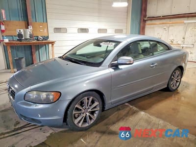 2010 VOLVO C70 T5 YV1672MC8AJ090770 - główne zdjęcie licytacji z USA - miniatura