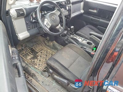 Zdjęcie 8 z 12 samochodu: 2007 TOYOTA FJ CRUISER BASE VIN:JTEBU11F570011636 - miniatura