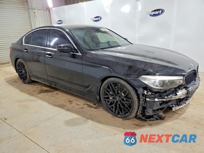 Czwarte zdjęcie samochodu z boku: 2018 BMW 530 I VIN:WBAJA5C5XJWA36475 - miniatura