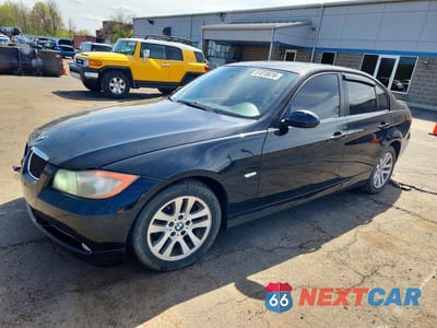 2007 BMW 328 XI SULEV WBAVC73577KP31503 - główne zdjęcie licytacji z USA - miniatura