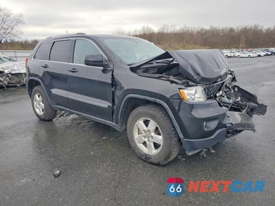 Czwarte zdjęcie samochodu z boku: 2011 JEEP GRAND CHEROKEE LAREDO VIN:1J4RR4GG0BC678816 - miniatura