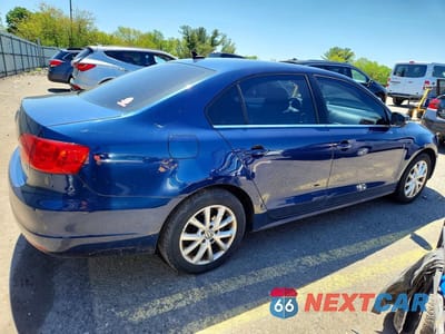 Trzecie zdjęcie samochodu z tyłu: 2014 VOLKSWAGEN JETTA SE VIN:3VWD17AJ2EM217579 - miniatura