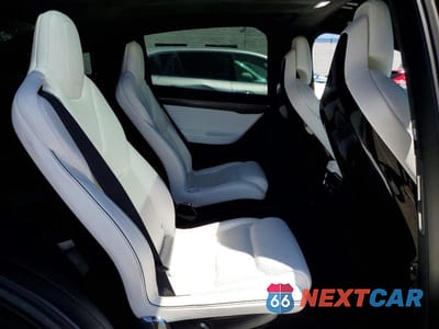 Zdjęcie 10 z 12 samochodu: 2016 TESLA MODEL X VIN:5YJXCBE28GF021332 - miniatura