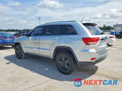 Drugie zdjęcie samochodu z przodu: 2011 JEEP GRAND CHEROKEE LAREDO VIN:1J4RR4GG9BC566869 - miniatura