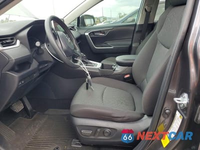 Zdjęcie 7 z 14 samochodu: 2024 TOYOTA RAV4 XLE VIN:2T3W1RFV7RC277057 - miniatura