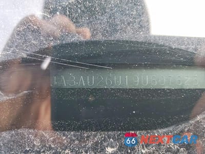 Zdjęcie 12 z 12 samochodu: 2009 MITSUBISHI LANCER ES VIN:JA3AU26U19U607625 - miniatura