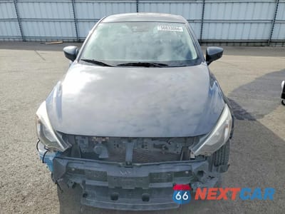 Piąte zdjęcie samochodu w środku: 2017 TOYOTA YARIS IA BASE VIN:3MYDLBYV1HY177244 - miniatura
