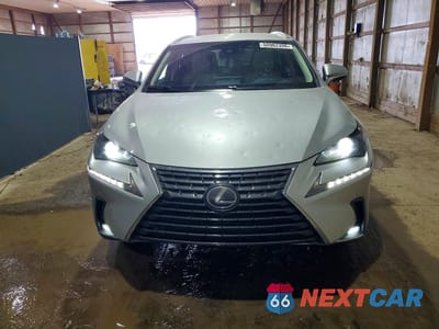 Piąte zdjęcie samochodu w środku: 2018 LEXUS NX 300 BASE VIN:JTJBARBZXJ2174392 - miniatura