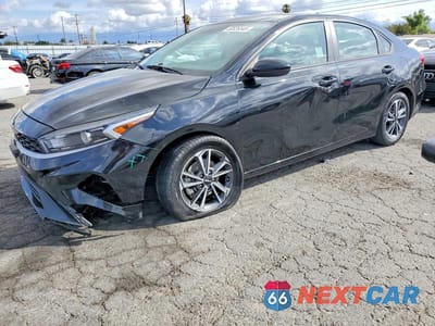 2023 KIA FORTE LXS 3KPF24AD6PE662907 - główne zdjęcie licytacji z USA - miniatura