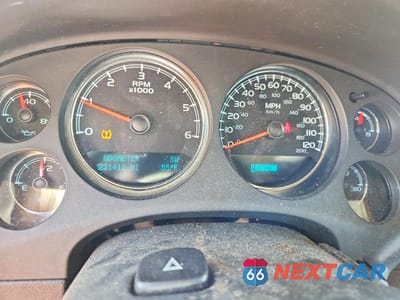 Zdjęcie 9 z 12 samochodu: 2011 CHEVROLET TAHOE K1500 LT VIN:1GNSKBE0XBR373706 - miniatura