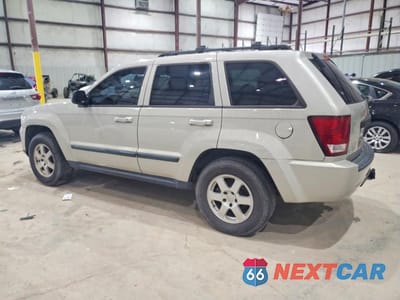 Drugie zdjęcie samochodu z przodu: 2008 JEEP GRAND CHEROKEE LAREDO VIN:1J8GR48K98C246193 - miniatura