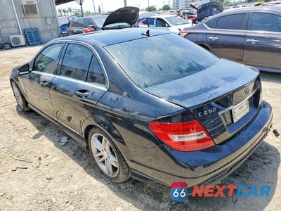 Drugie zdjęcie samochodu z przodu: 2014 MERCEDES-BENZ C 250 VIN:WDDGF4HB3EG249441 - miniatura