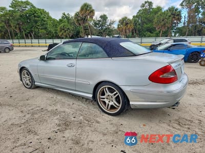Drugie zdjęcie samochodu z przodu: 2008 MERCEDES-BENZ CLK 550 VIN:WDBTK72F98T090999 - miniatura