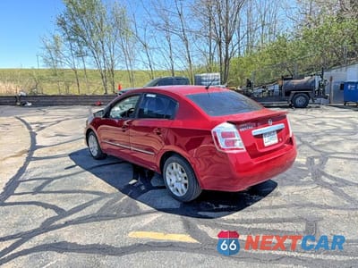 Trzecie zdjęcie samochodu z tyłu: 2011 NISSAN SENTRA 2.0 VIN:3N1AB6AP2BL699363 - miniatura