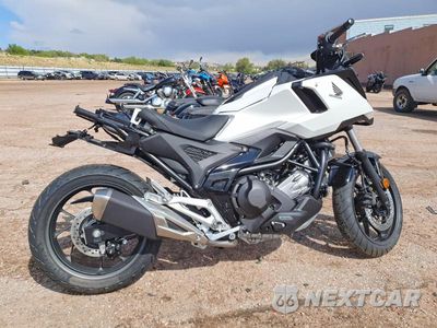2026 HONDA NC750 XD JH2RH2313TK100366 - główne zdjęcie licytacji z USA - miniatura
