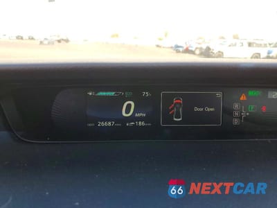 Zdjęcie 9 z 13 samochodu: 2016 TOYOTA MIRAI BASE VIN:JTDBVRBD6GA000734 - miniatura