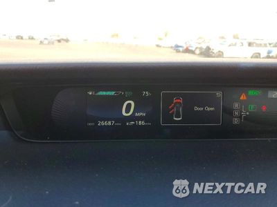 Zdjęcie 9 z 13 samochodu: 2016 TOYOTA MIRAI BASE VIN:JTDBVRBD6GA000734 - miniatura