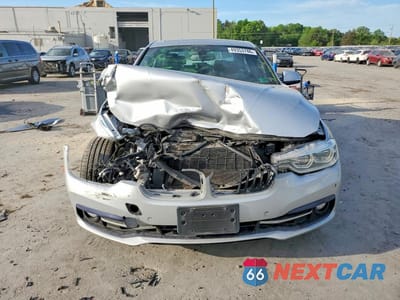 Piąte zdjęcie samochodu w środku: 2018 BMW 330 I VIN:WBA8B9C59JEE82013 - miniatura