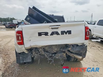 Zdjęcie 6 z 13 samochodu: 2019 RAM 3500 LIMITED VIN:3C63RRPL6KG660928 - miniatura