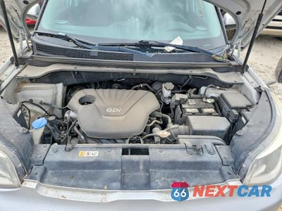 Zdjęcie 11 z 13 samochodu: 2016 KIA SOUL BASE VIN:KNDJN2A28G7829854 - miniatura