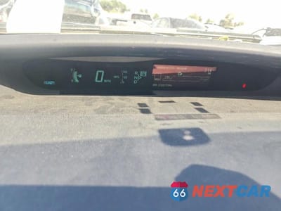 Zdjęcie 9 z 12 samochodu: 2014 TOYOTA PRIUS THREE VIN:JTDKN3DU3E0365076 - miniatura