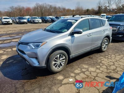 2018 TOYOTA RAV4 HYBRID XLE JTMRJREVXJD236419 - główne zdjęcie licytacji z USA - miniatura