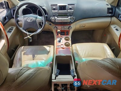 Zdjęcie 8 z 13 samochodu: 2010 TOYOTA HIGHLANDER LIMITED VIN:JTEYK3EH0A2106348 - miniatura