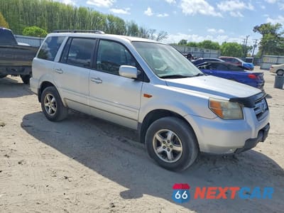Czwarte zdjęcie samochodu z boku: 2006 HONDA PILOT EX VIN:5FNYF18656B014163 - miniatura