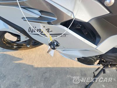 Zdjęcie 8 z 9 samochodu: 2024 KAWASAKI EX500 VIN:ML5EXGG13RDA25230 - miniatura
