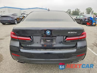 Zdjęcie 6 z 13 samochodu: 2022 BMW 530E VIN:WBA13AG05NCJ42189 - miniatura