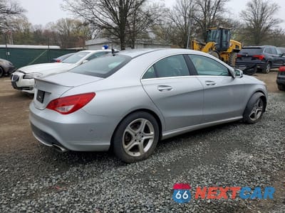 Trzecie zdjęcie samochodu z tyłu: 2014 MERCEDES-BENZ CLA 250 VIN:WDDSJ4EB8EN049261 - miniatura