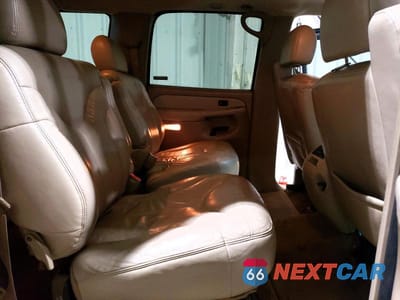 Zdjęcie 11 z 12 samochodu: 2002 GMC YUKON XL K1500 VIN:3GKFK16Z02G284376 - miniatura