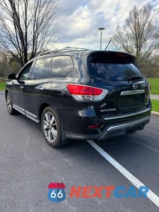 Trzecie zdjęcie samochodu z tyłu: 2015 NISSAN PATHFINDER PLATINUM VIN:5N1AR2MM7FC640115 - miniatura
