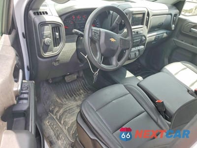 Zdjęcie 8 z 12 samochodu: 2022 CHEVROLET SILVERADO C1500 VIN:1GCRAAEK6NZ528911 - miniatura