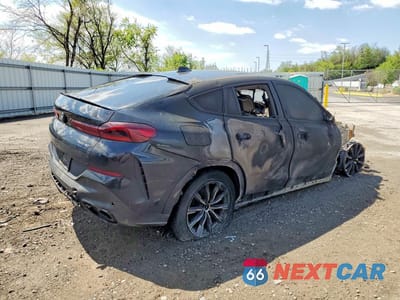 Trzecie zdjęcie samochodu z tyłu: 2020 BMW X6 XDRIVE40I VIN:5UXCY6C02L9C74631 - miniatura