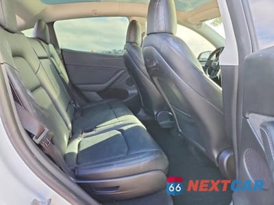 Zdjęcie 11 z 14 samochodu: 2022 TESLA MODEL Y VIN:7SAYGAEE5NF517735 - miniatura