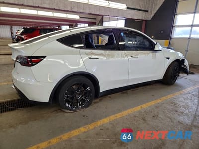 Trzecie zdjęcie samochodu z tyłu: 2020 TESLA MODEL Y VIN:5YJYGDEE3LF017097 - miniatura