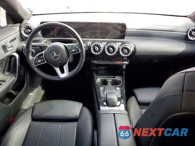 Zdjęcie 8 z 11 samochodu: 2021 MERCEDES-BENZ CLA 250 VIN:W1K5J4GB8MN218011 - miniatura